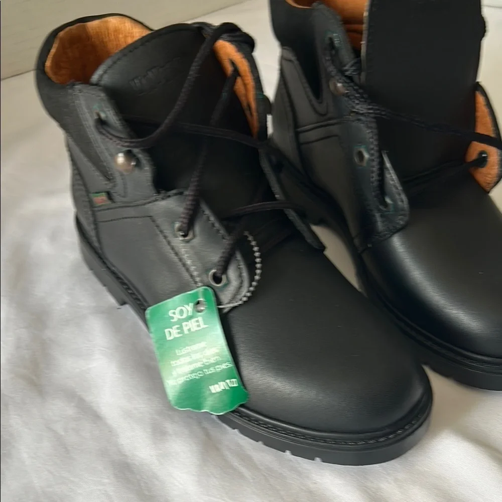 Black Leather Ankle Boots with Classic Design
